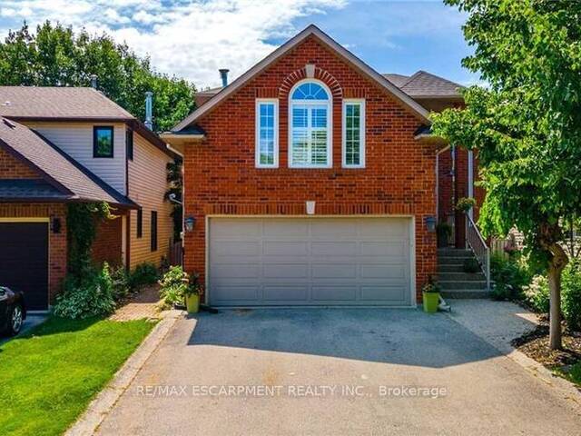 15 PINECREEK ROAD Hamilton Ontario, L8B 0H1