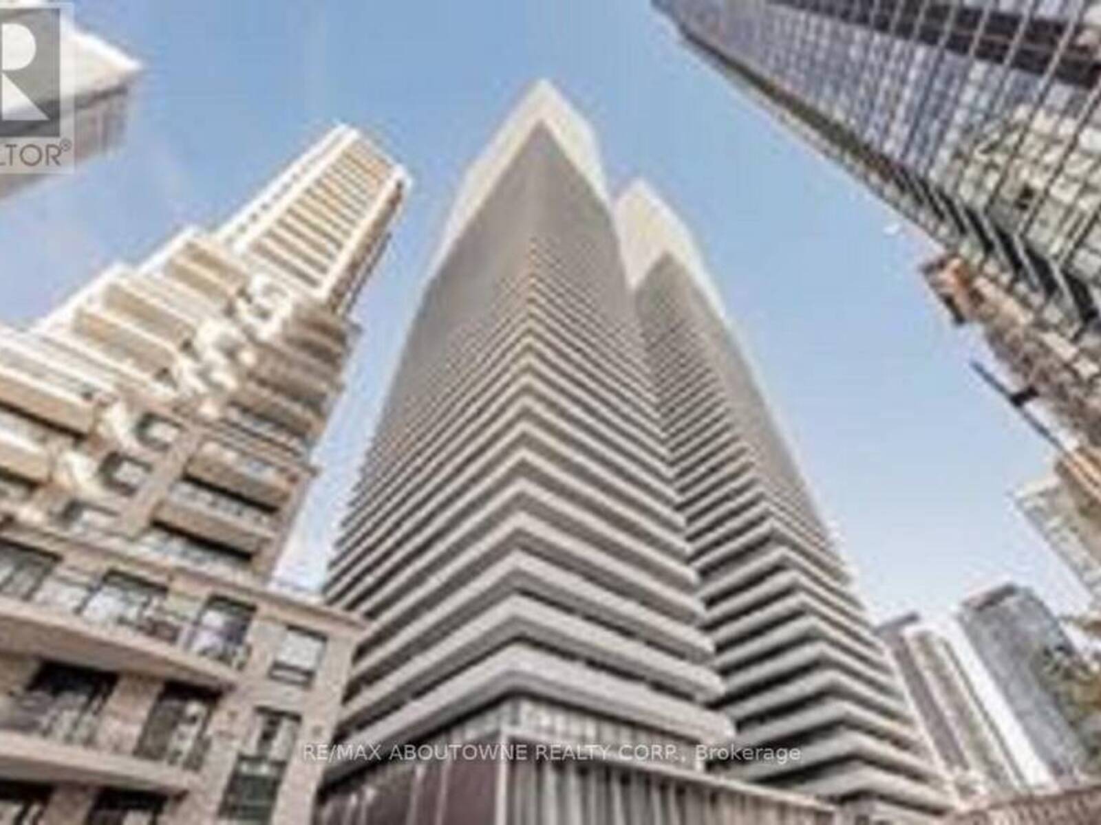 2201 - 42 CHARLES STREET E, Toronto, Ontario M4Y 0B7