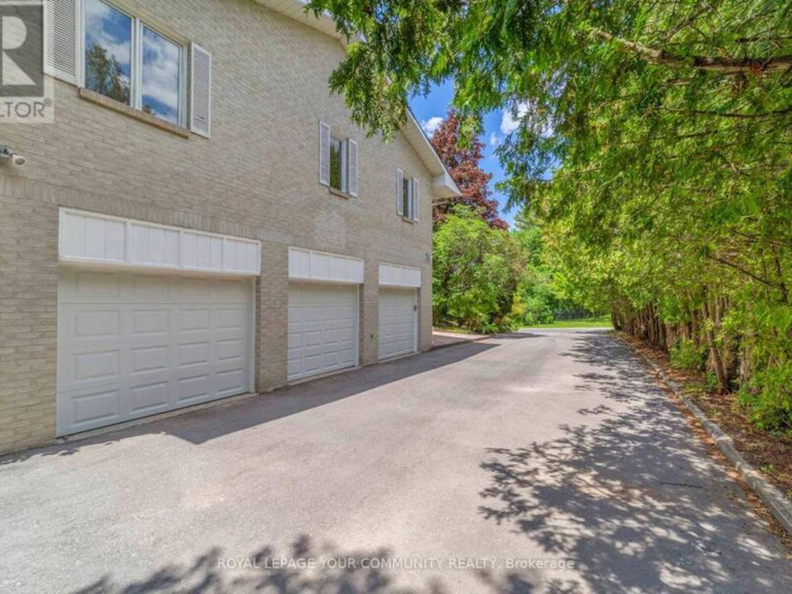 55 REBECCA COURT, Vaughan, Ontario L6A 1G2