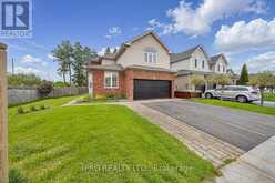 2 COUNTRY LANE | Barrie Ontario | Slide Image One