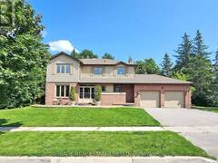 117 HUMBER VALLEY CRESCENT King Ontario, L7B 1B7