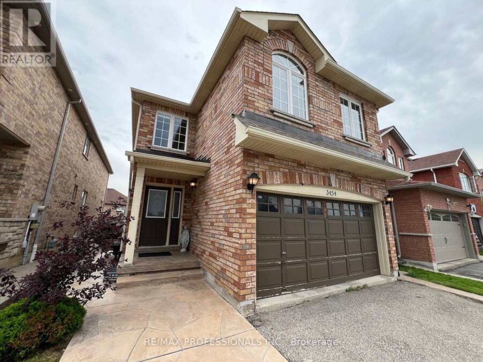 3454 CRIMSON KING CIRCLE, Mississauga, Ontario L5N 8N1