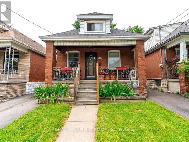 537 FERGUSON AVENUE Hamilton Ontario, L8L 4Z7