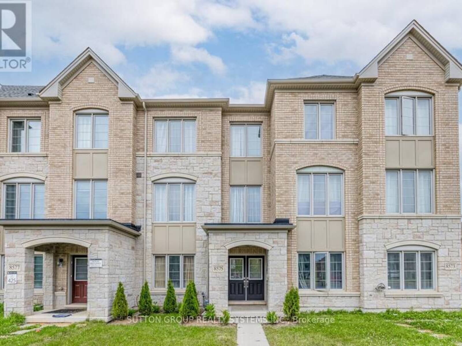 8575 FINANCIAL DRIVE, Brampton, Ontario L6Y 6C4