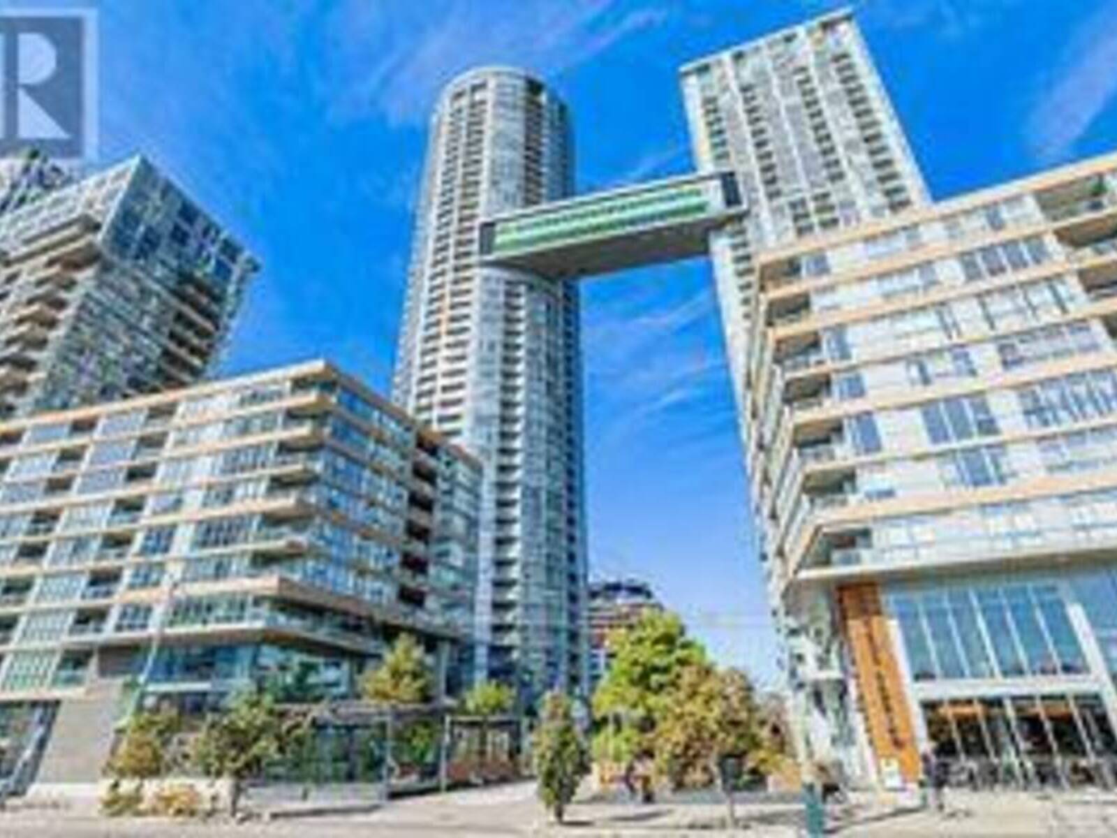 331 - 21 ICEBOAT TERRACE, Toronto, Ontario M5V 4A9