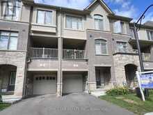 8 SUMMERBEAM WAY | Brampton Ontario | Slide Image Two