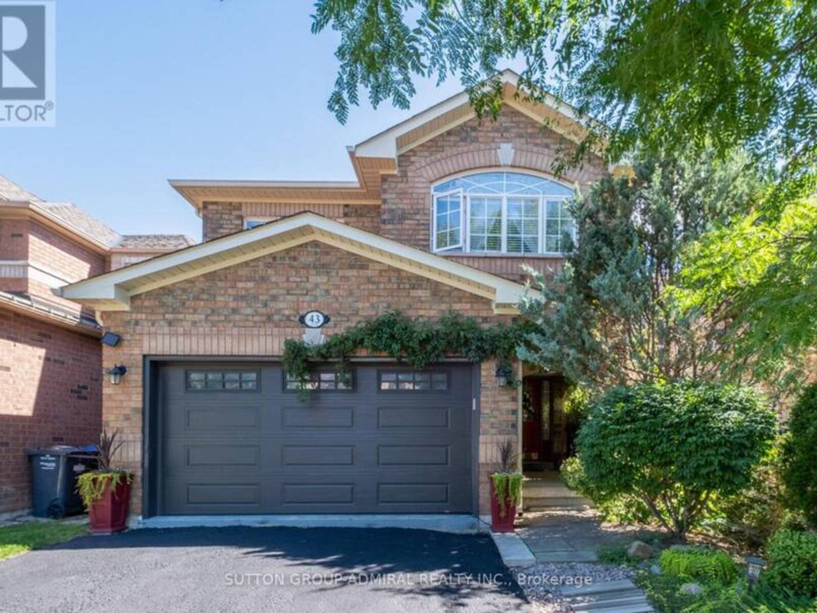 43 CRESTRIDGE DRIVE, Caledon, Ontario L7E 2T9