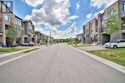 167 TANGO CRESCENT | Newmarket Ontario | Slide Image Seven