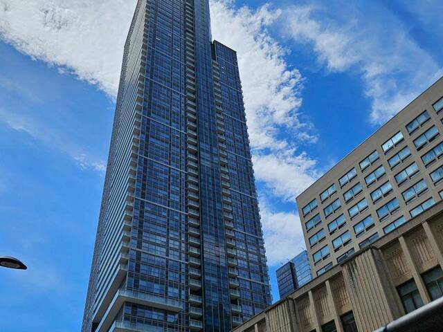 4604 - 386 YONGE STREET Toronto Ontario, M5B 0A5