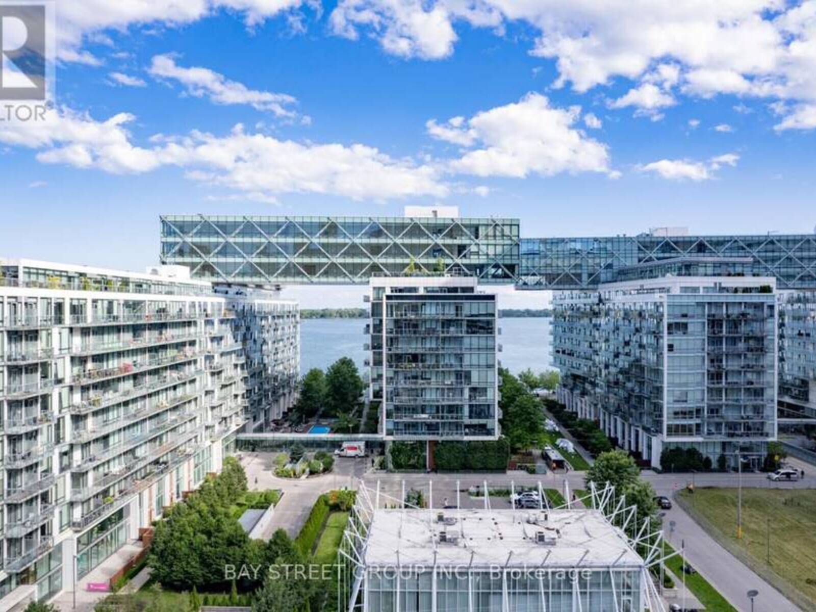 106 - 39 QUEENS QUAY E, Toronto, Ontario M5E 0A5