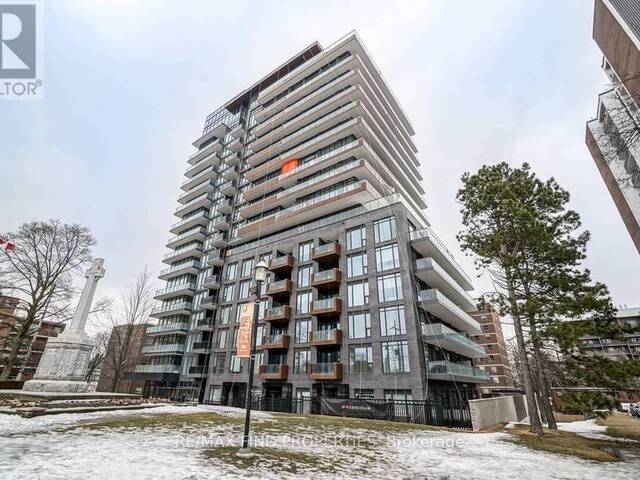 TH 06 - 21 PARK STREET E Mississauga Ontario, L5G 0C2