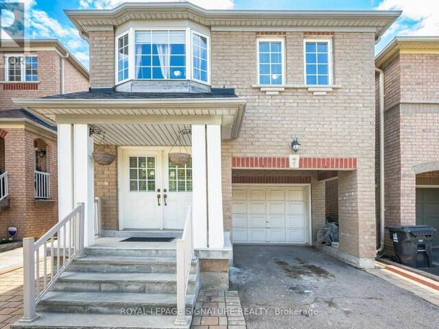 7 VIA CASSIA DRIVE Toronto Ontario, M6M 5K8