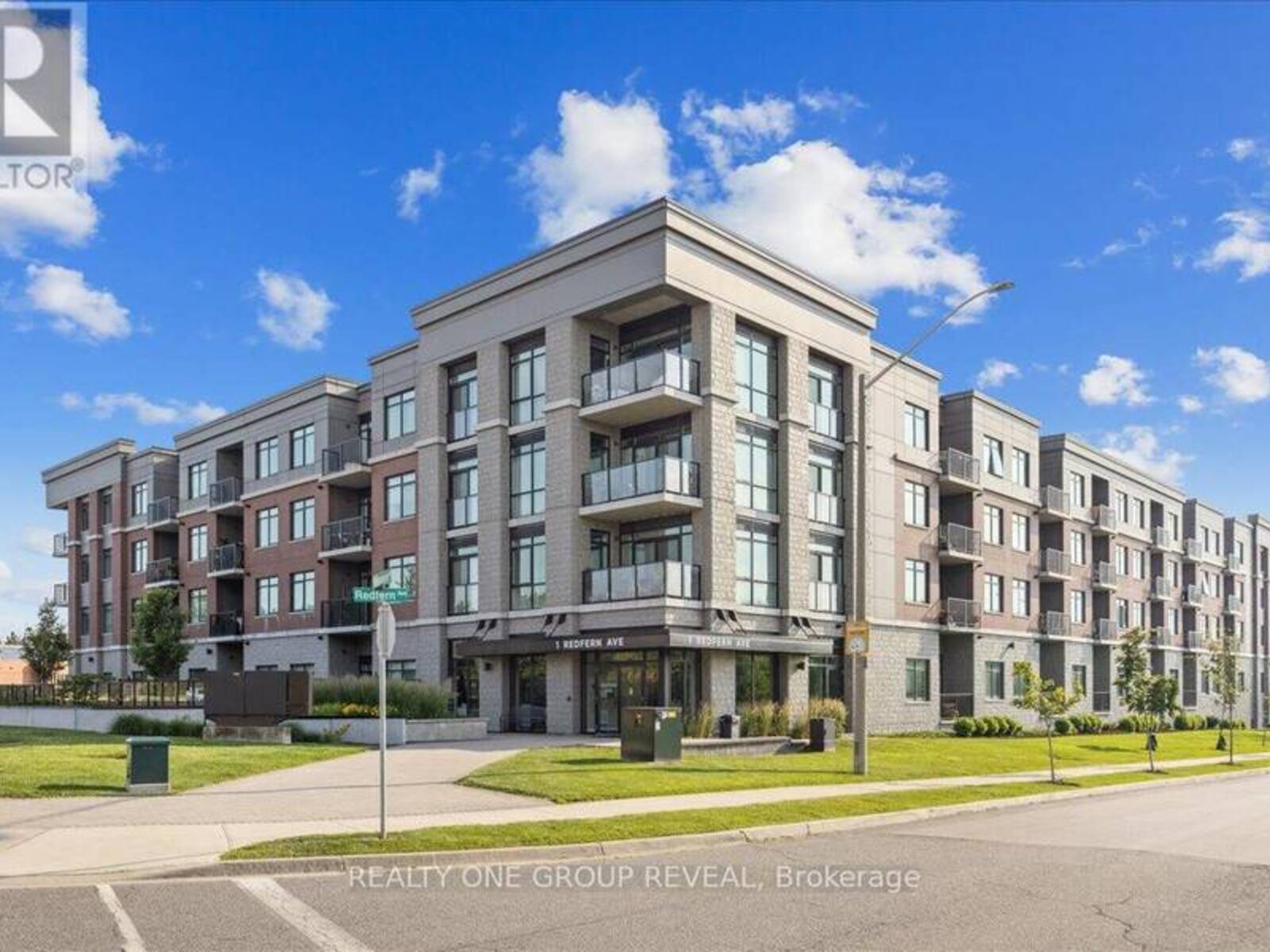 220 - 1 REDFERN AVENUE, Hamilton, Ontario L9C 0E6