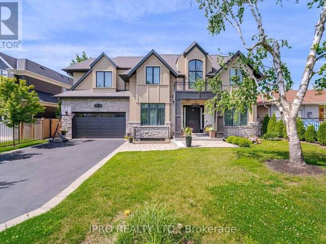 574 STEPHENS CRESCENT W Oakville Ontario, L6K 1Y3