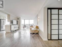 1005 - 7440 BATHURST STREET Vaughan Ontario, L4J 7K8