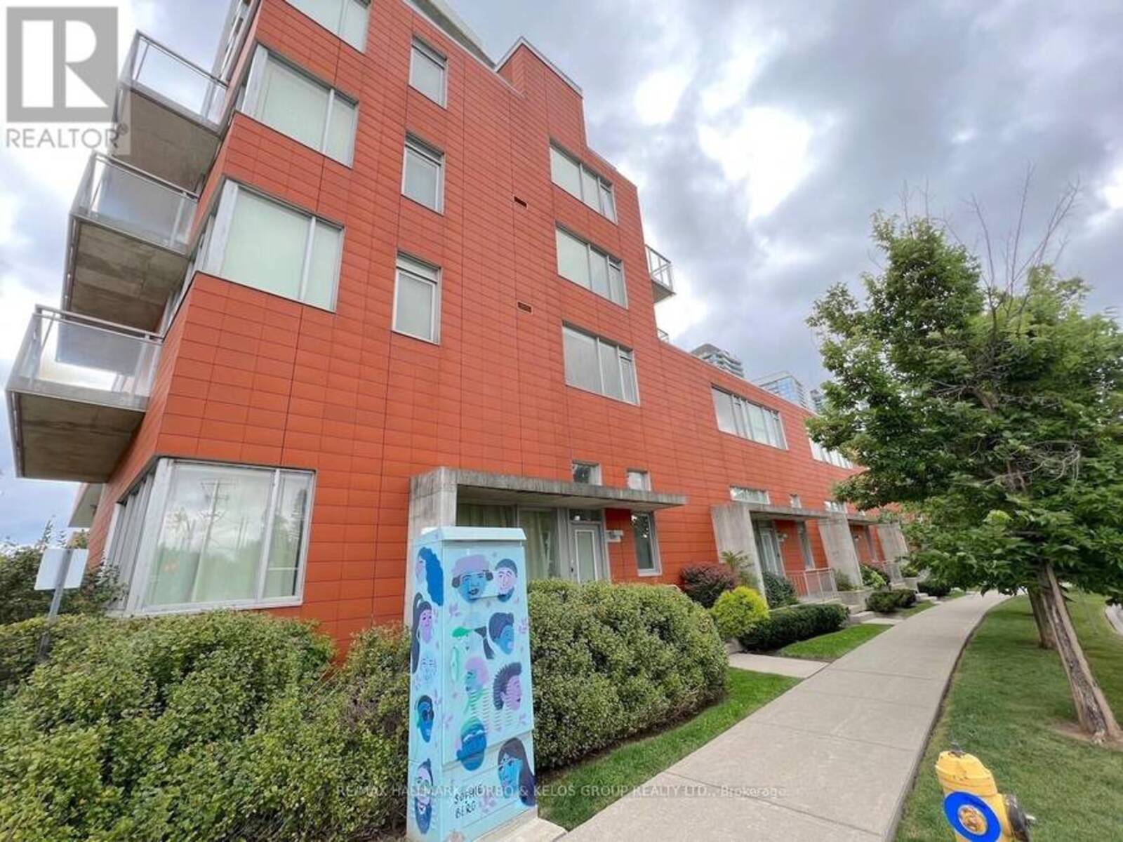 TH 2 - 21 CHURCHILL AVENUE, Toronto , Ontario M2N 1Y6