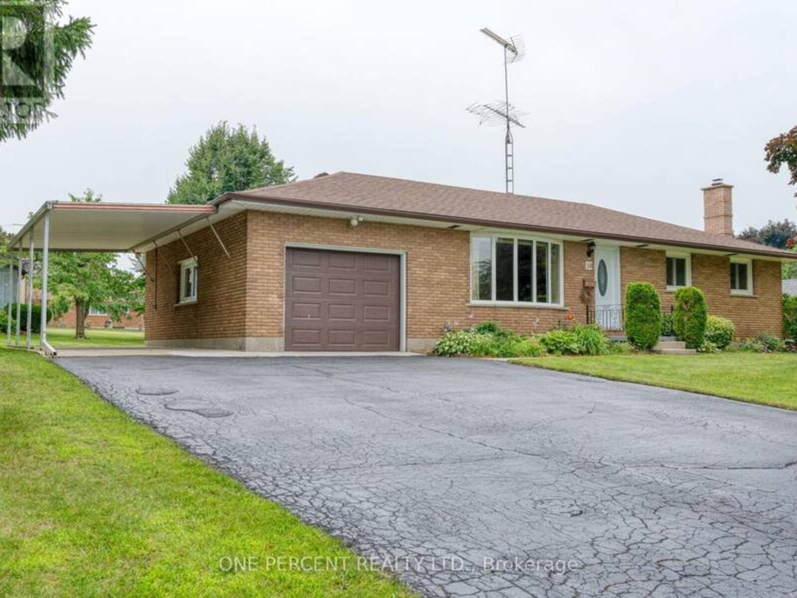 50 LORNE AVENUE, Brant, Ontario N0E 1A0