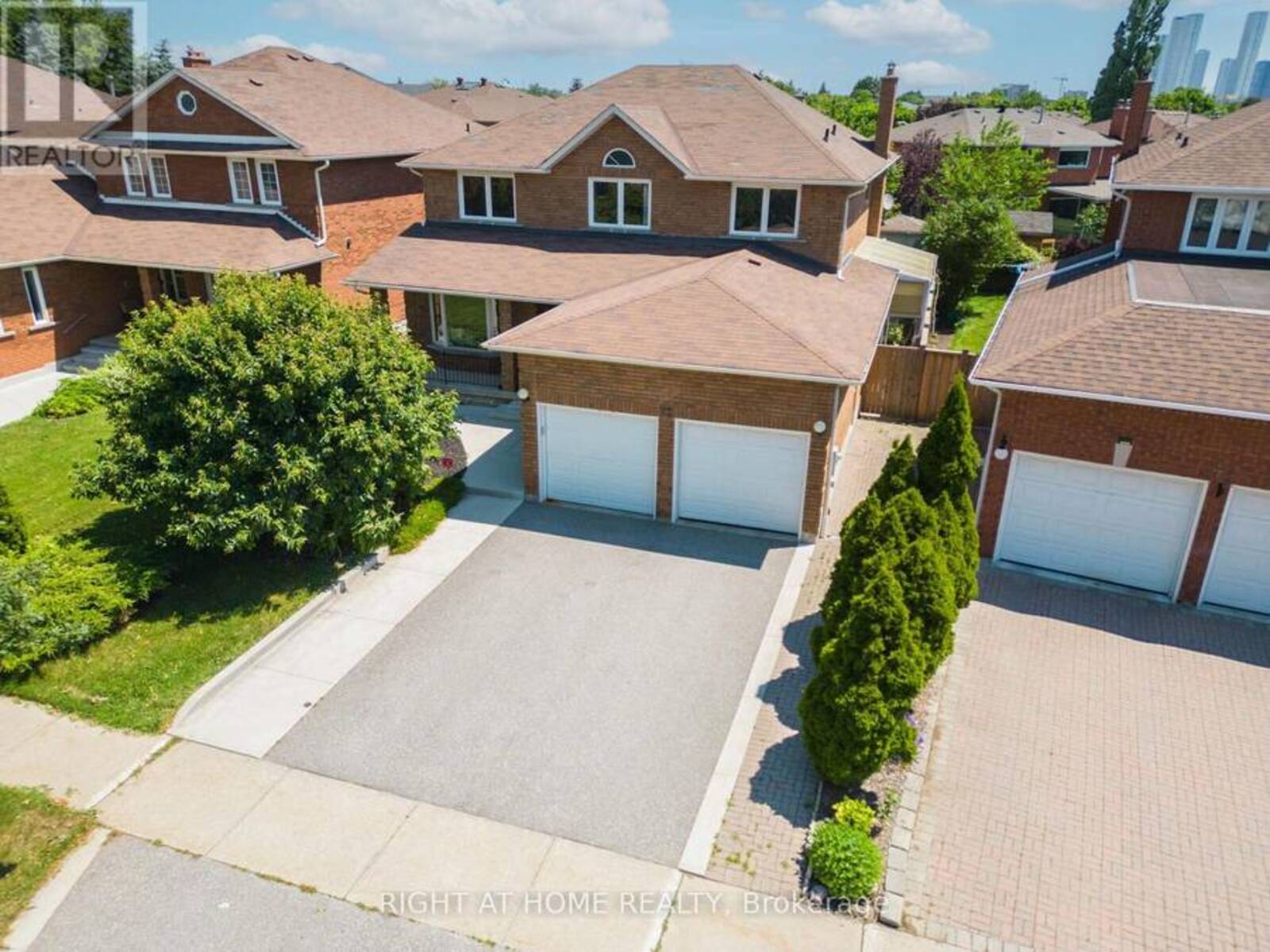 75 FATHER ERMANNO CRESCENT, Vaughan, Ontario L4L 7L9