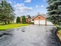 22 LAMONT CREEK DRIVE S Wasaga Beach Ontario, L9Z 1J9