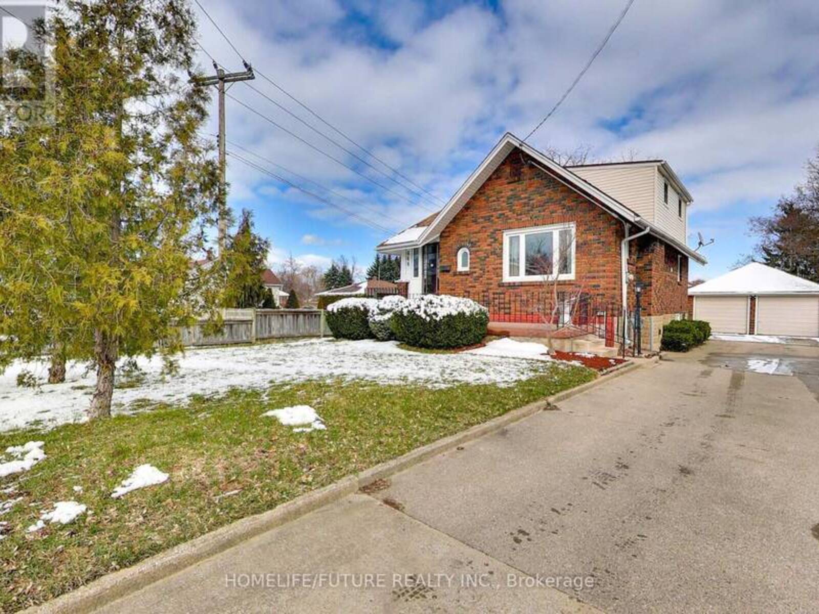 668 COPLAND ROAD, Sarnia, Ontario N7T 7B1