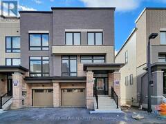 773 HEATHROW PATH Oshawa Ontario, L1K 3G4