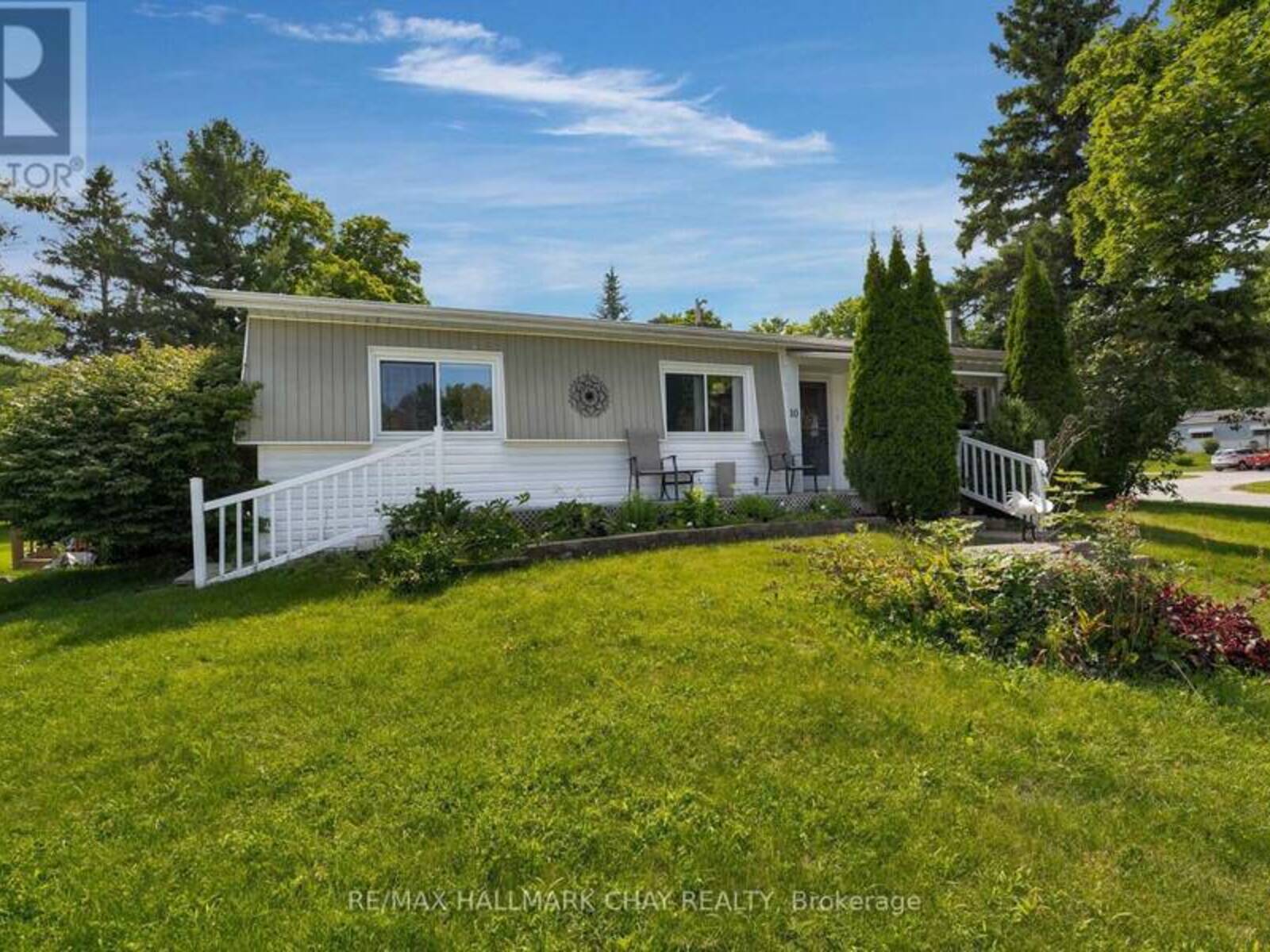 10 WESTERN AVENUE, Innisfil, Ontario L9S 1L7