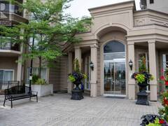 503 - 8 MAISON PARC COURT Vaughan Ontario, L4J 9K5