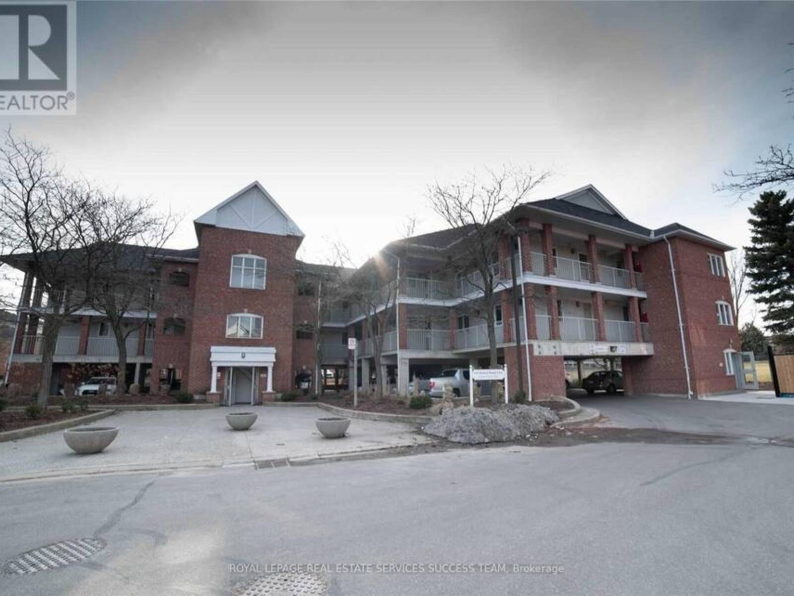 213 - 101 BRISTOL ROAD E, Mississauga, Ontario L4Z 3P4