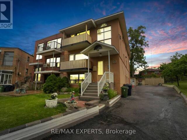 44 ELWAY COURT Toronto Ontario, M6B 2N8