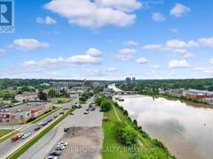 1005 - 150 WATER Street Cambridge Ontario, N1R 3B6