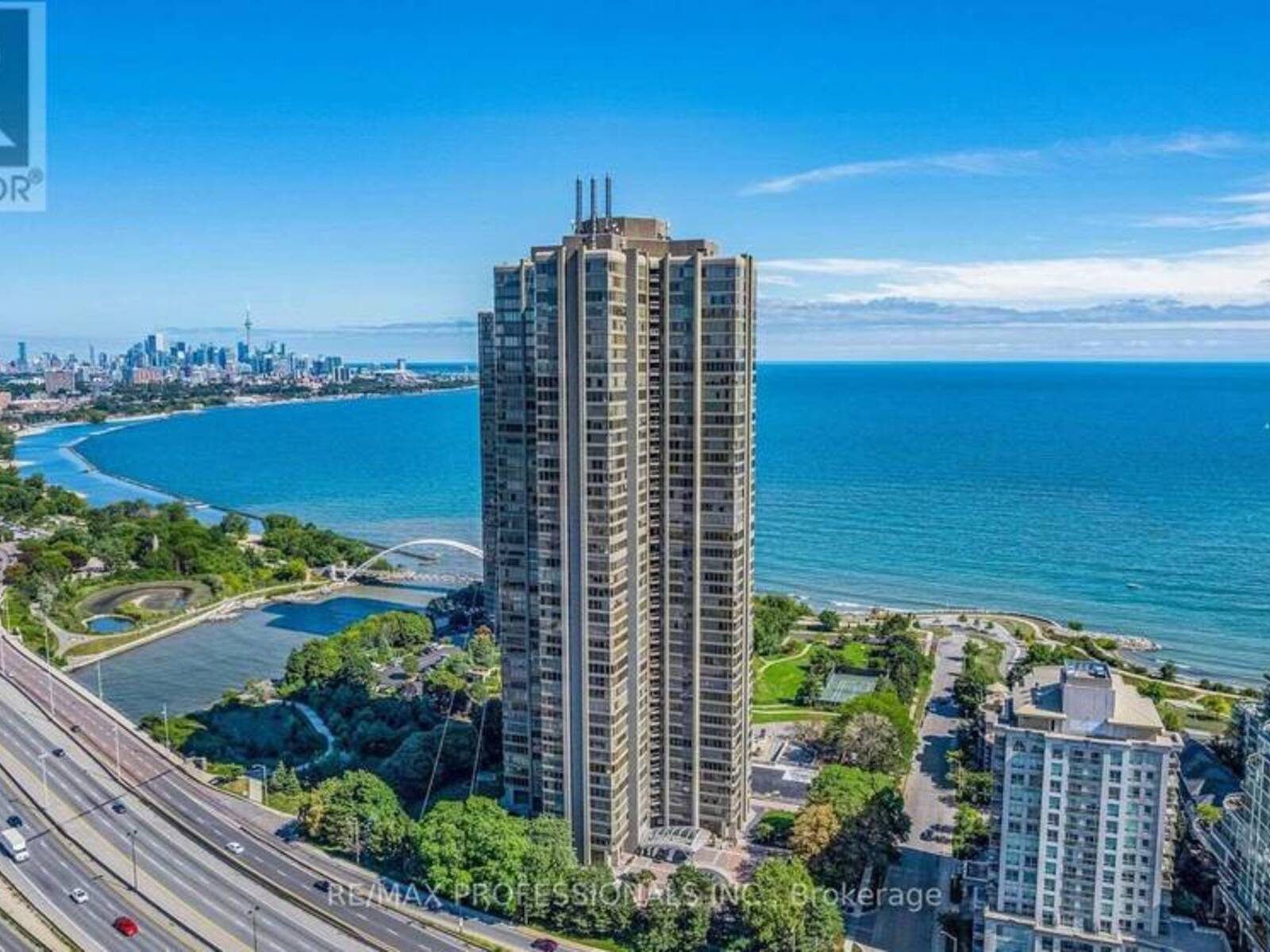 810 - 2045 LAKE SHORE BOULEVARD W, Toronto, Ontario M8V 2Z6