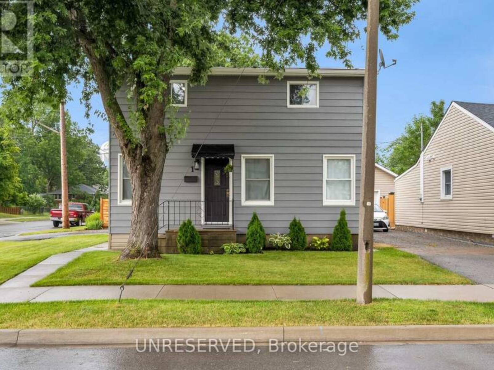 1 BISHOP ROAD, Welland, Ontario L3B 2V4