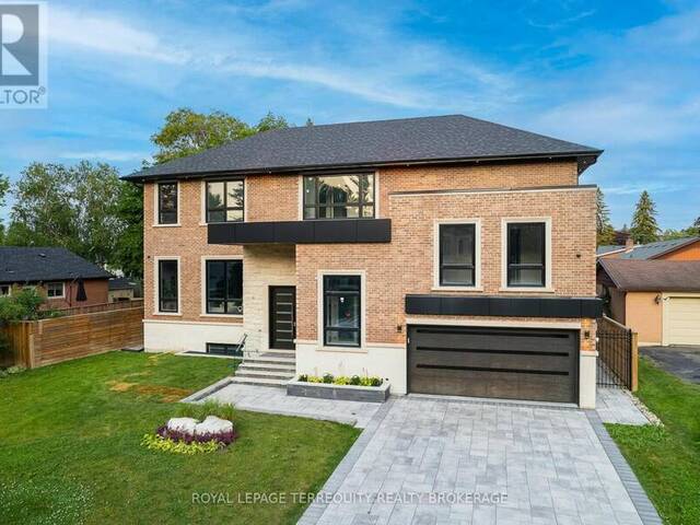 45 SEATON DRIVE Aurora Ontario, L4G 2K2