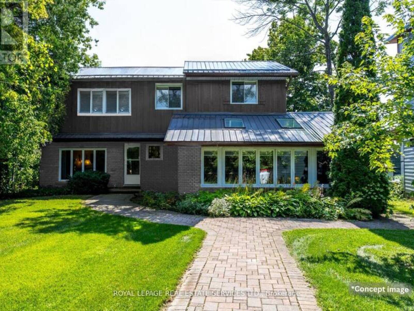 91 RIVERSIDE DRIVE, Kawartha Lakes, Ontario K0M 1A0