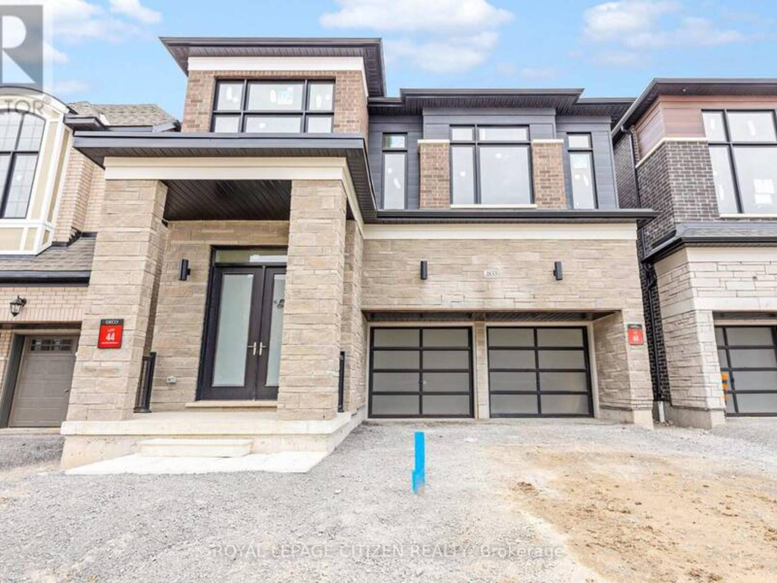 1833 IRISH MOSS SQUARE, Pickering, Ontario L1Y 0B4