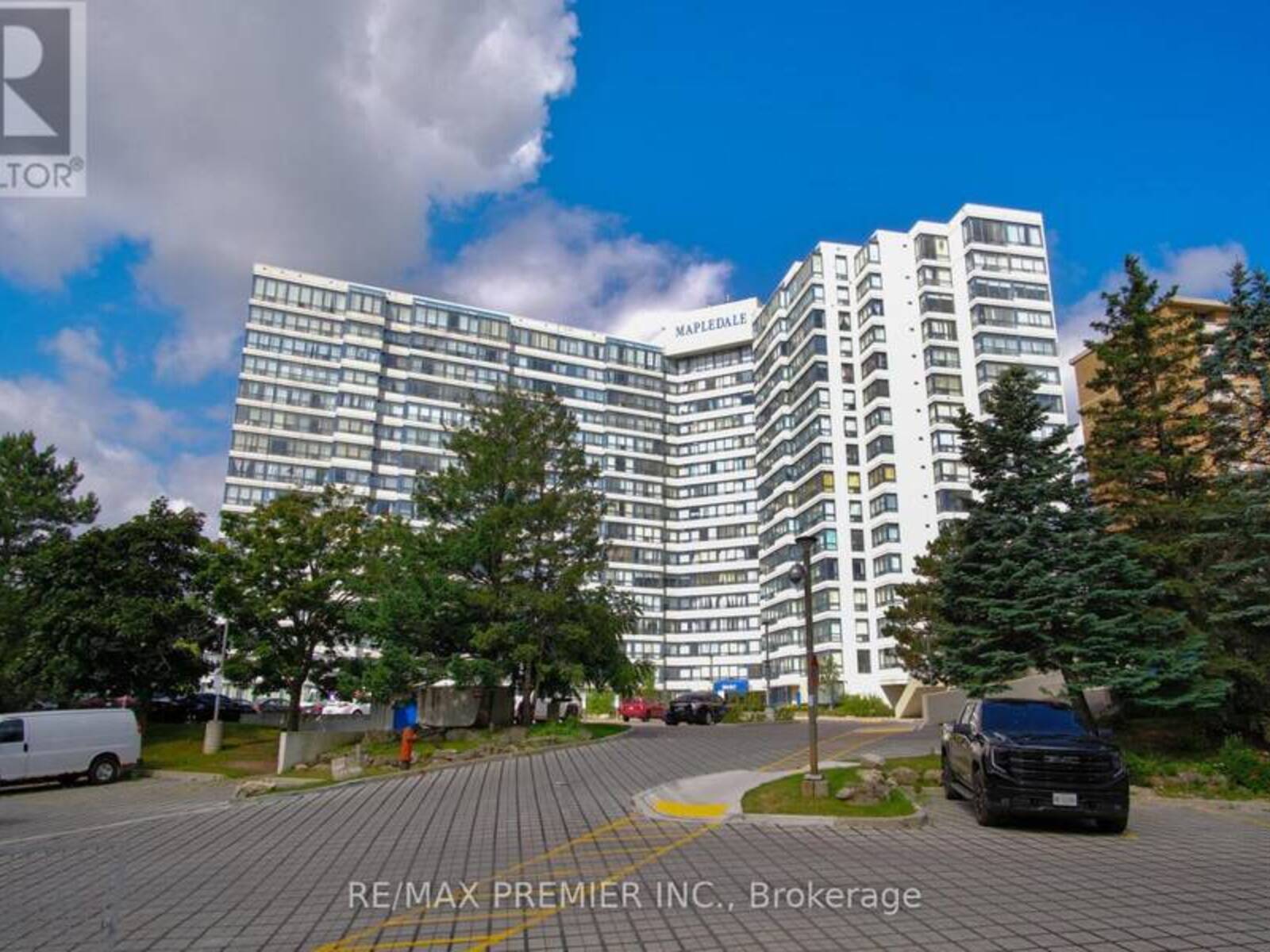 1218 - 3050 ELLESMERE ROAD N, Toronto, Ontario M1E 5E6