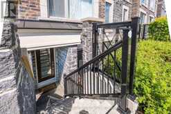 105 - 2 DUNSHEATH WAY | Markham Ontario | Slide Image Four