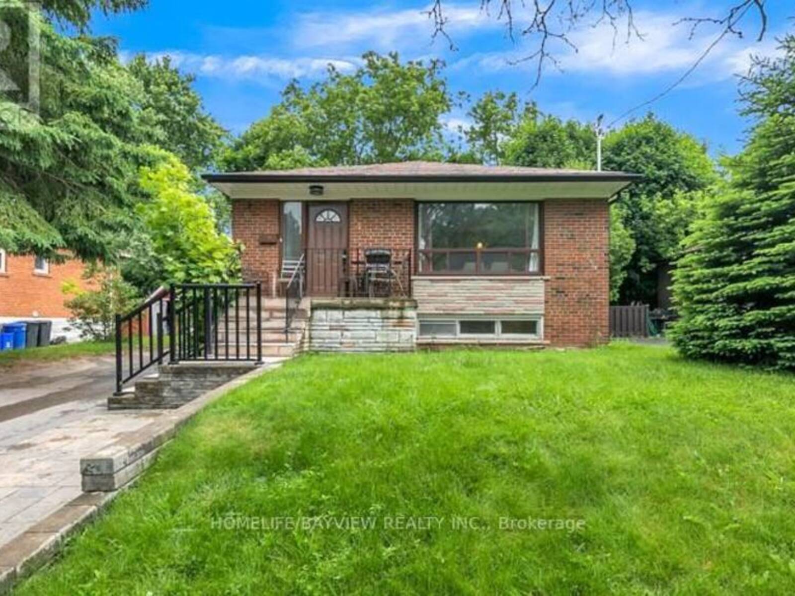 340 SKOPIT ROAD, Richmond Hill, Ontario L4C 2Y8