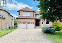 18 HENRICKS CRESCENT | Richmond Hill Ontario | Slide Image One