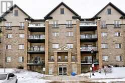 410 - 42 FERNDALE DRIVE S | Barrie Ontario | Slide Image Two