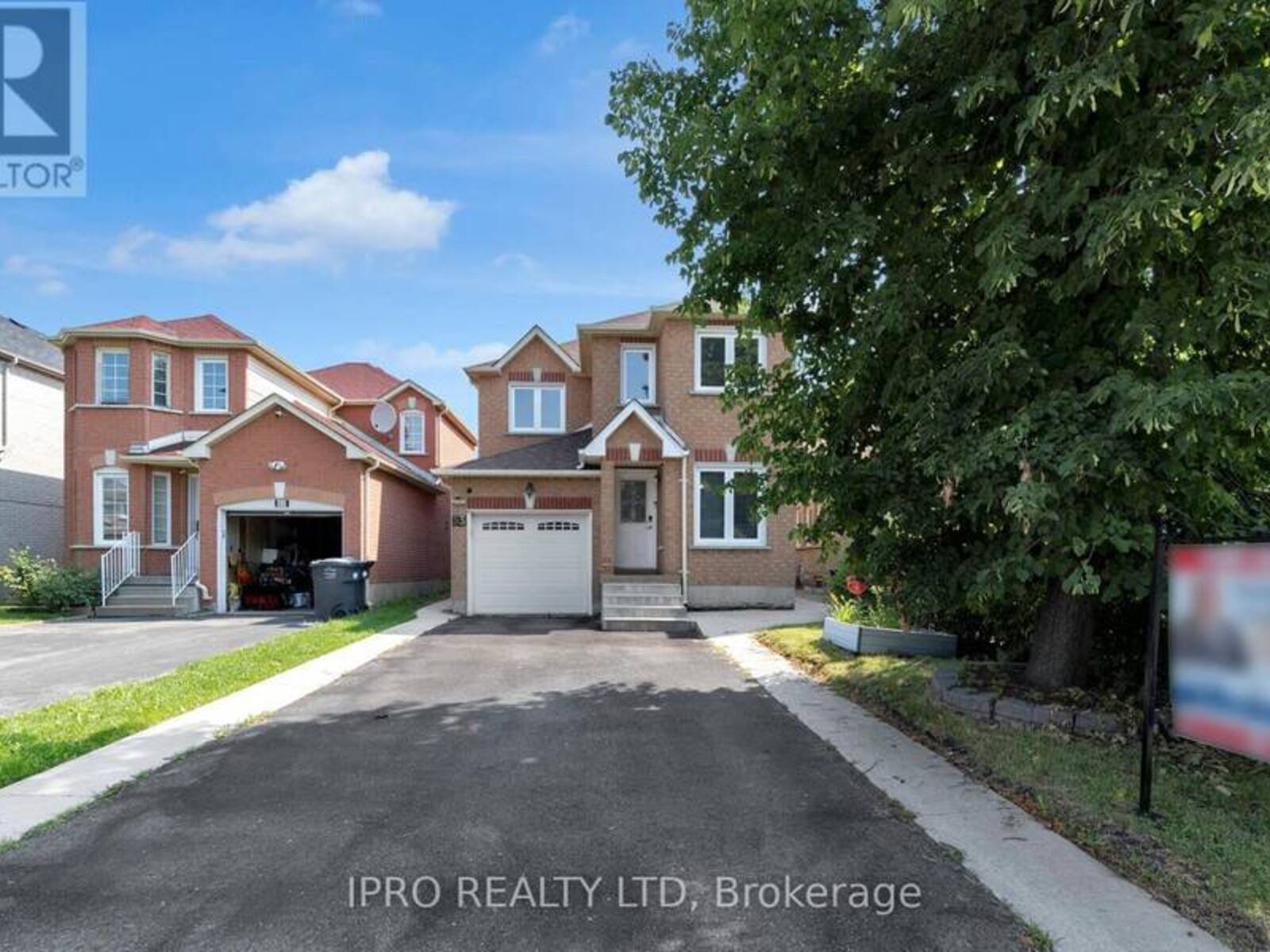 53 CHADWICK STREET, Brampton, Ontario L6Y 4Y1