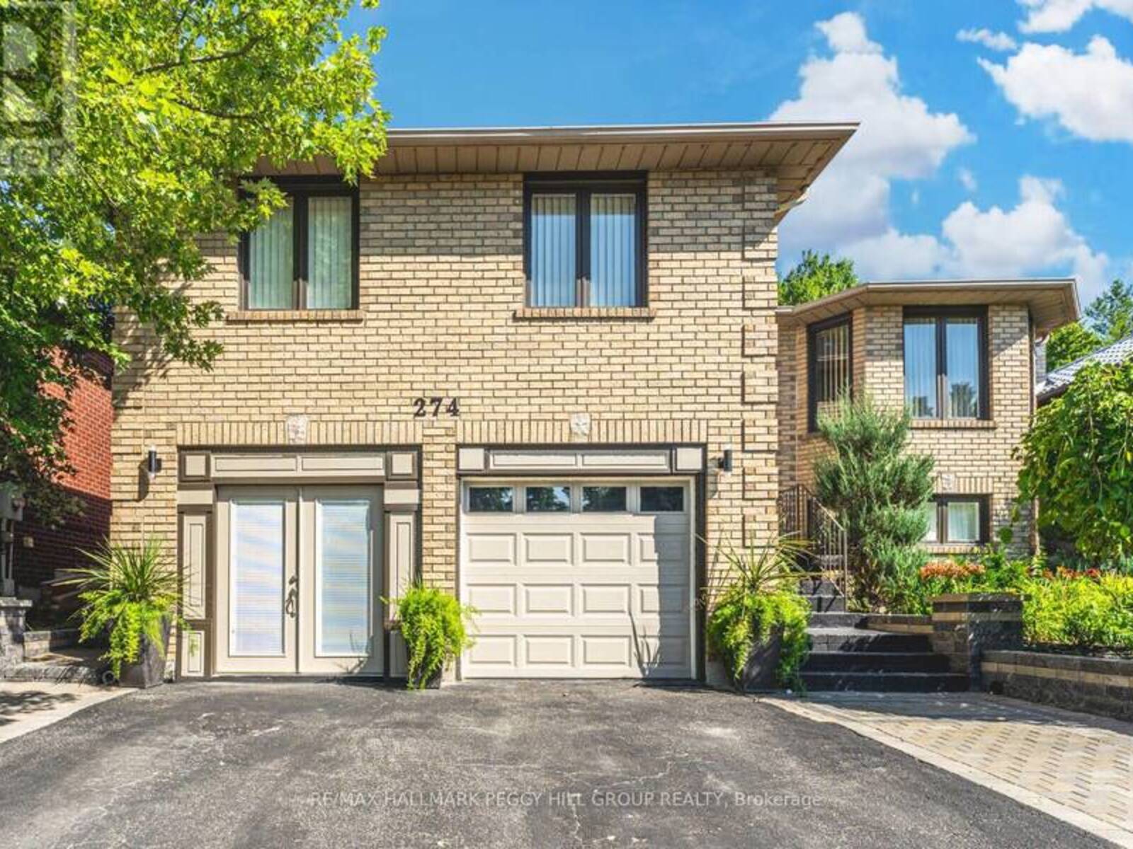 274 EDGEHILL DRIVE, Barrie, Ontario L4N 7W9