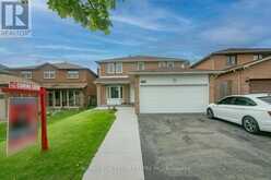 25 OAKLEA BOULEVARD | Brampton Ontario | Slide Image Two