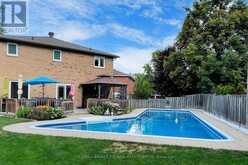 97 LITTLE COURT | Newmarket Ontario | Slide Image Thirty-one