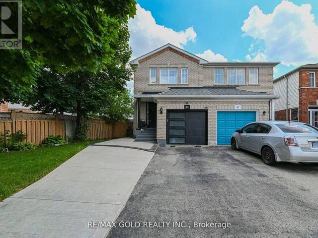 44 NEEDLEWOOD LANE Brampton Ontario, L6R 2N3