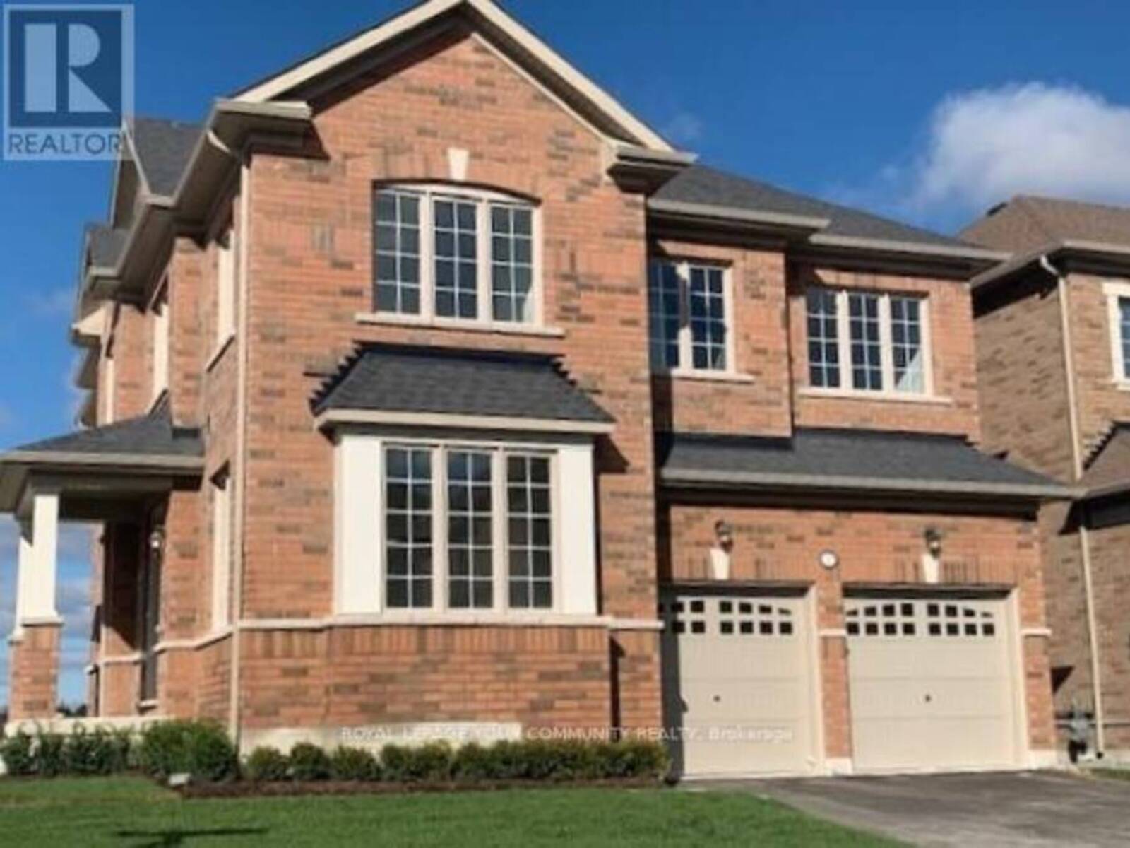 2 LORRAIN HAND CRESCENT, Georgina, Ontario L4P 0S9