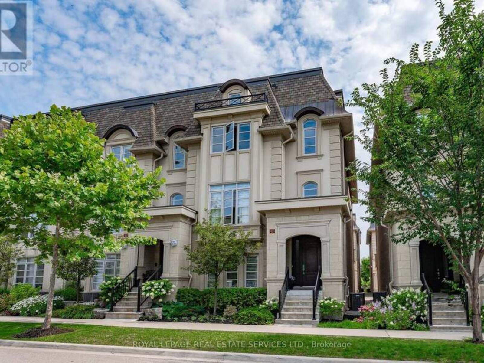 263 HANOVER STREET, Oakville, Ontario L6K 0H3