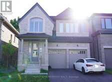 34 - 400 FINCH AVENUE | Pickering Ontario | Slide Image One