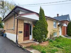 60 CATHARINE STREET Belleville Ontario, K8P 1L7