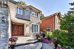 27 PATHLANE ROAD | Richmond Hill Ontario | Slide Image Two